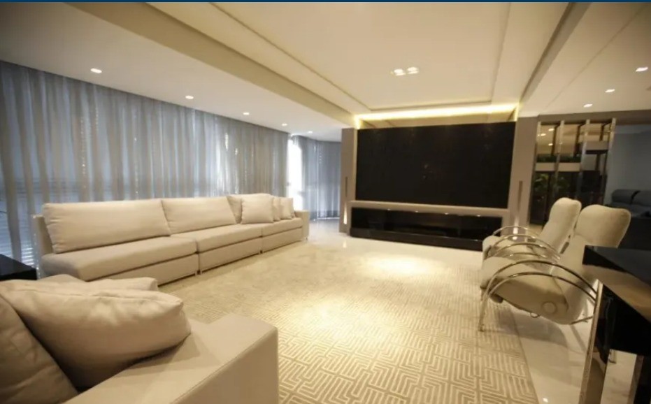 Cobertura duplex com 435 m² para venda no Centro de Novo Hamburgo