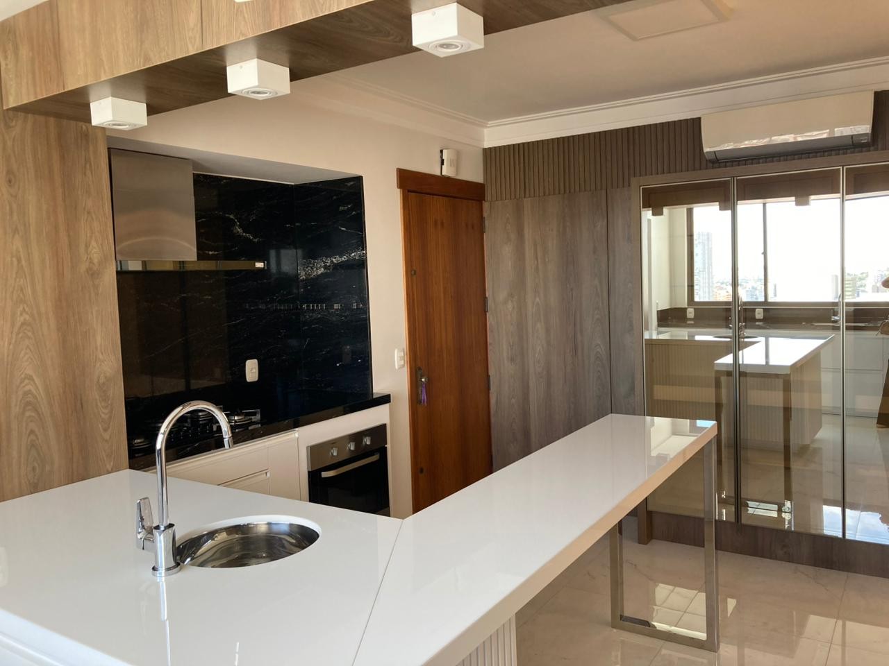 Cobertura duplex com 435 m² para venda no Centro de Novo Hamburgo