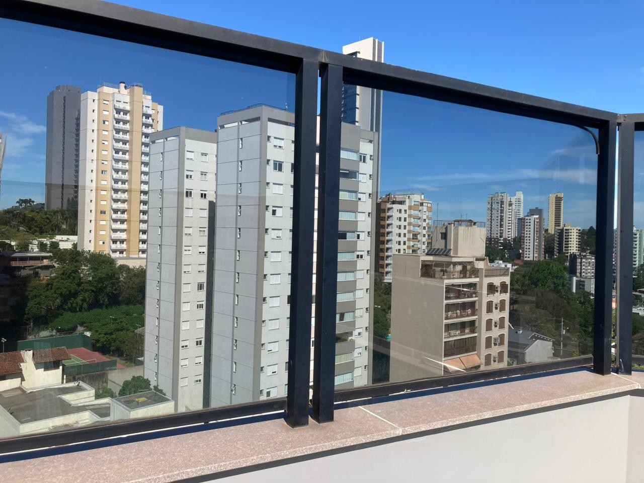 Cobertura duplex com 435 m² para venda no Centro de Novo Hamburgo