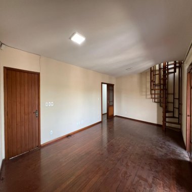 Casa para locação de 235m² com 3 dormitórios - Liberdade em Novo Hamburgo