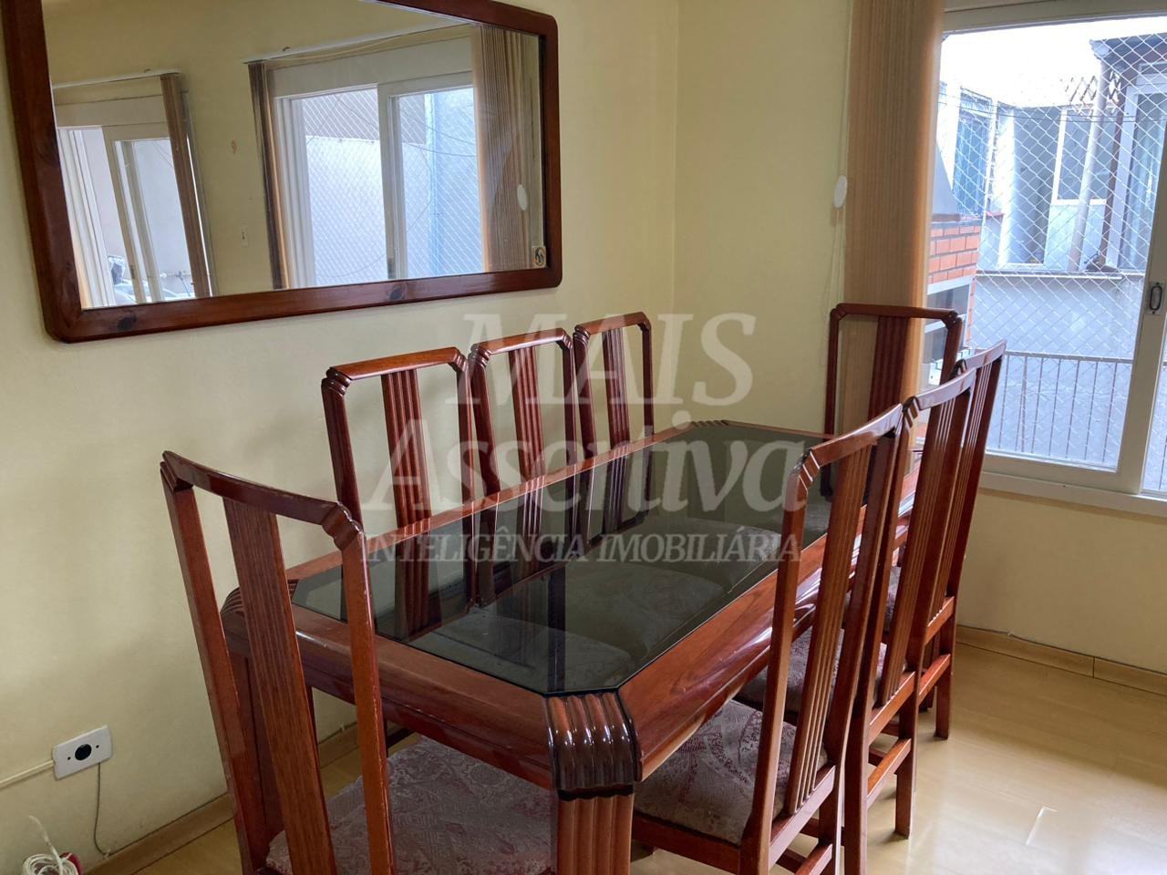 Apartamento mobiliado para locação 02 dormitórios na Av. dr. Maurício Cardoso em Novo Hamburgo