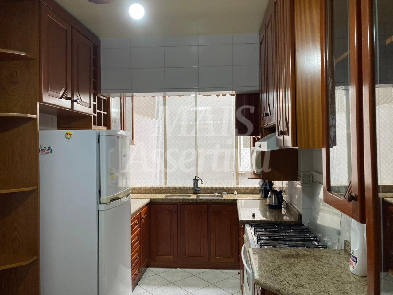 Apartamento mobiliado para locação 02 dormitórios na Av. dr. Maurício Cardoso em Novo Hamburgo