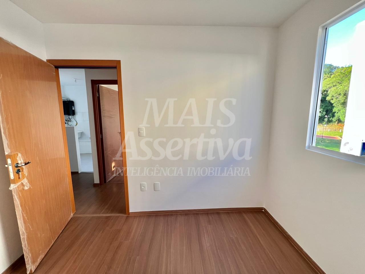 Apartamento com sacada e churrasqueira para locação - Porto Rotterdam 