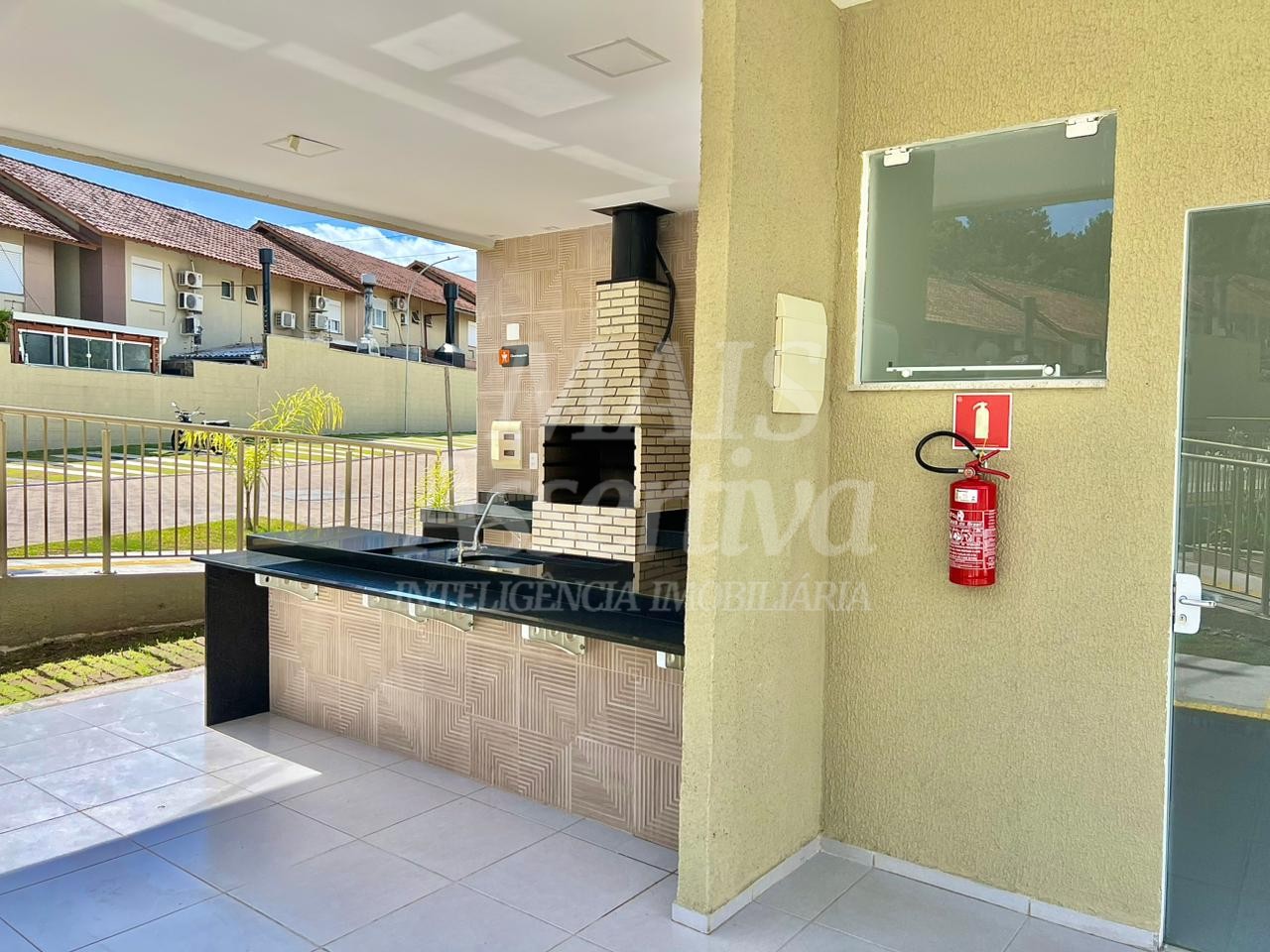 Apartamento para locação no 3º andar com sacada e churrasqueira, Porto Rotterdam