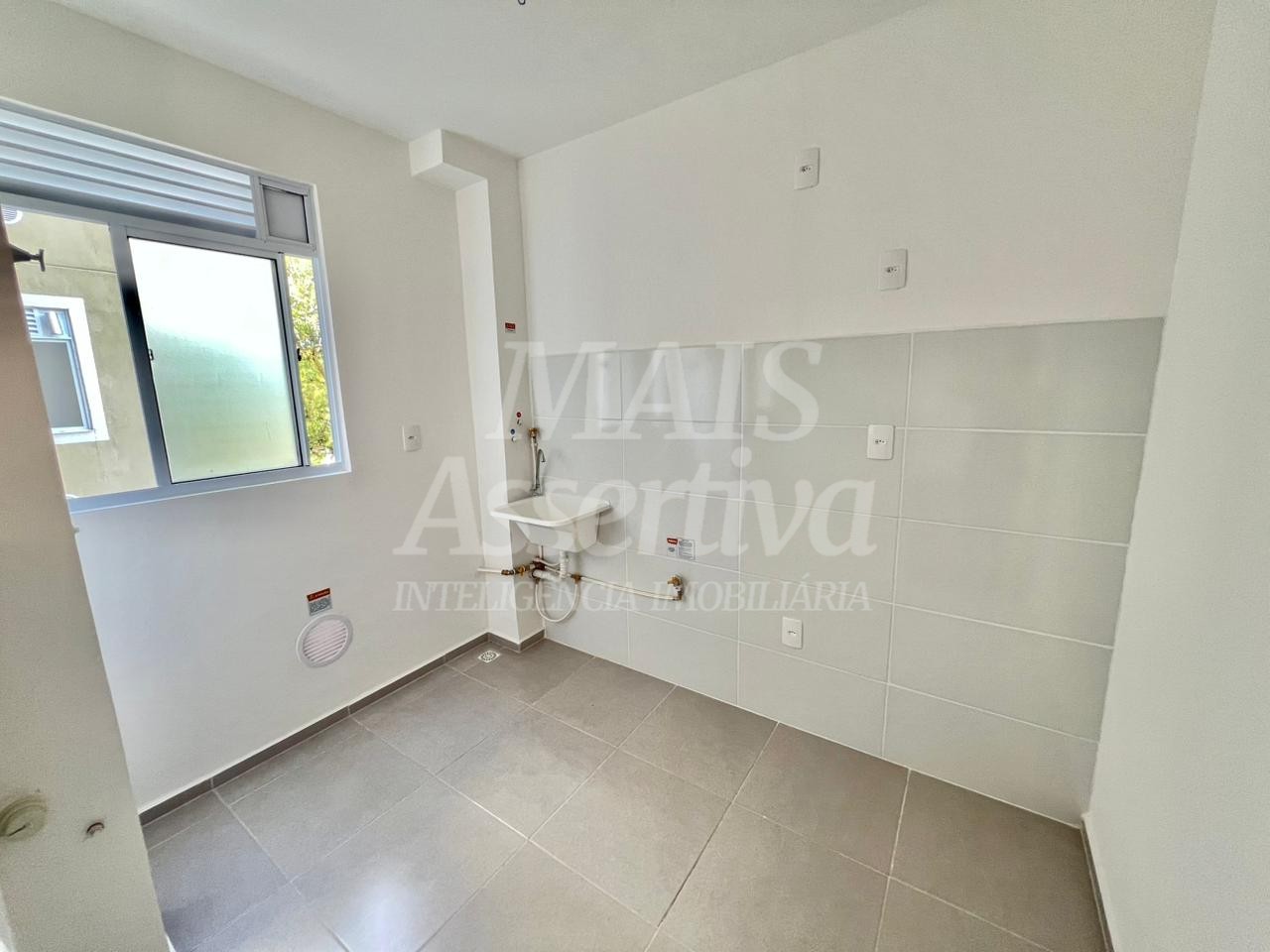 Apartamento para locação no 3º andar com sacada e churrasqueira, Porto Rotterdam