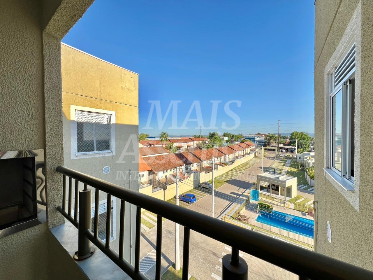 Apartamento para locação no 5º andar com sacada e churrasqueira, Porto Rotterdam