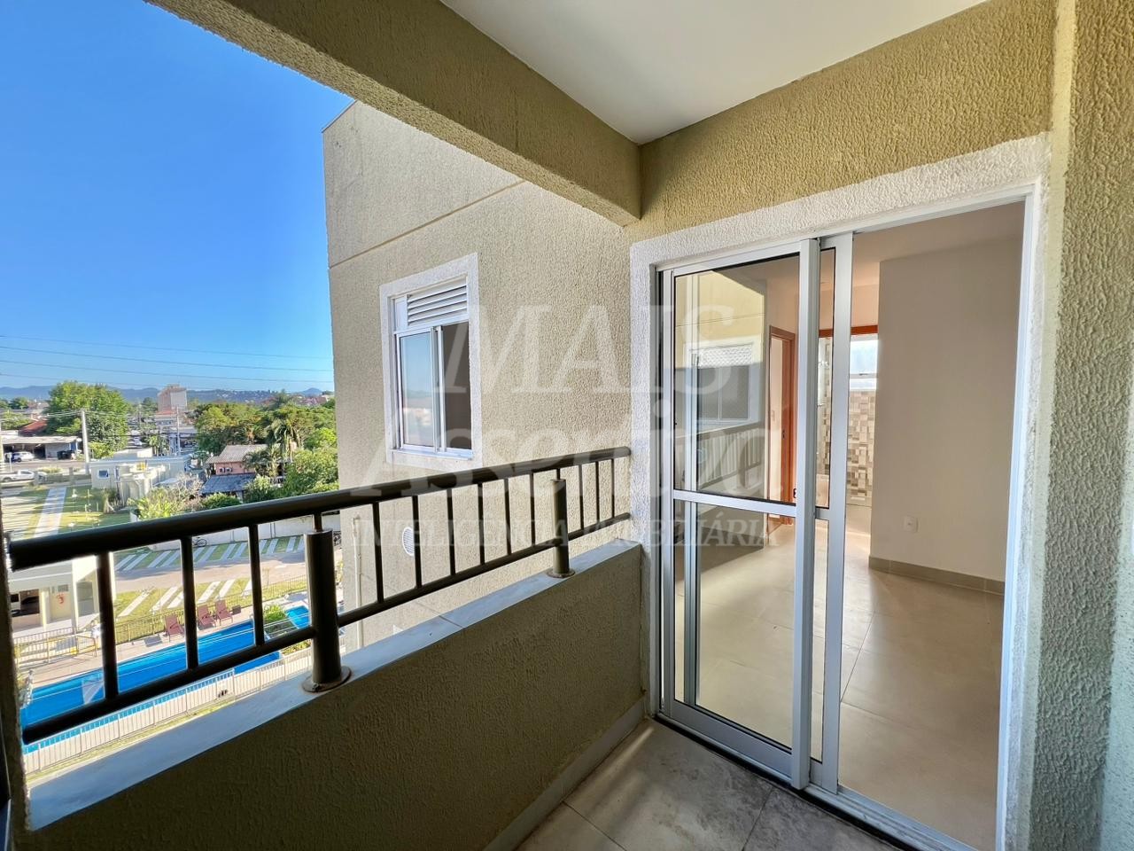 Apartamento para locação no 5º andar com sacada e churrasqueira, Porto Rotterdam