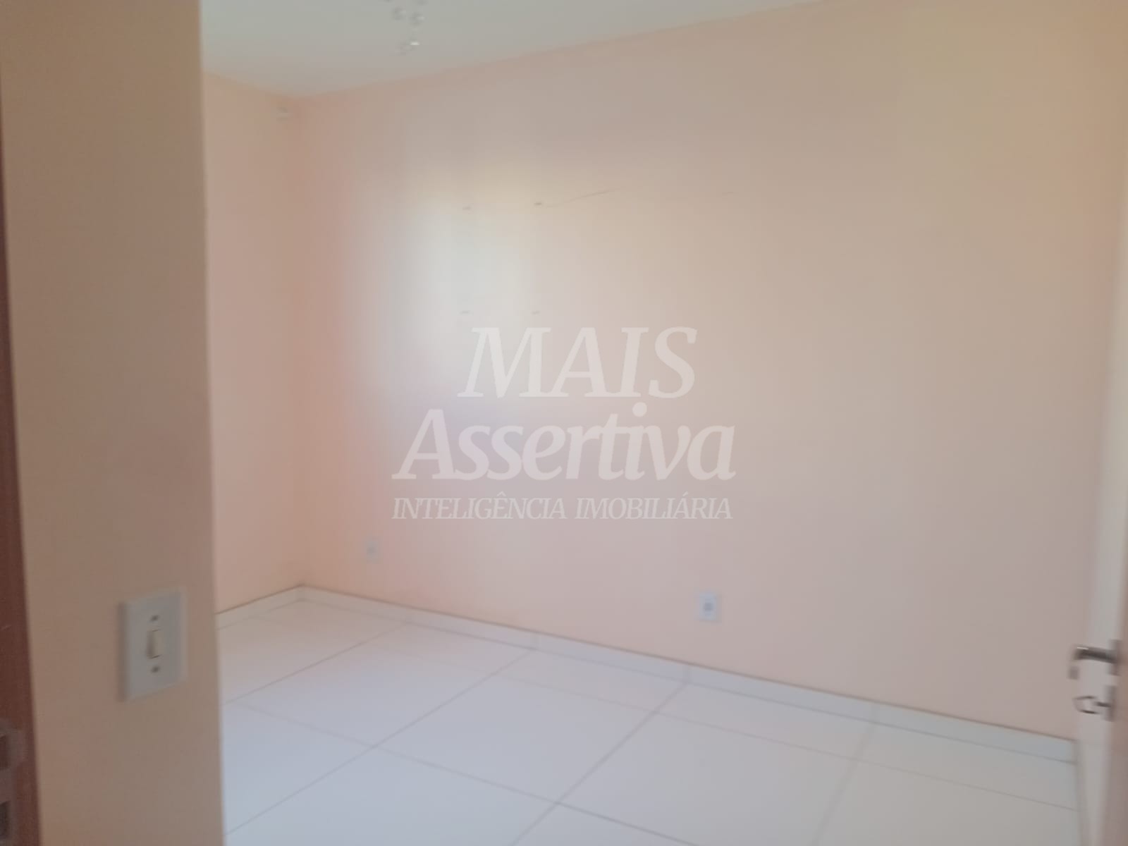 Apartamento semi mobiliado para venda - Residencial Salgado Filho 