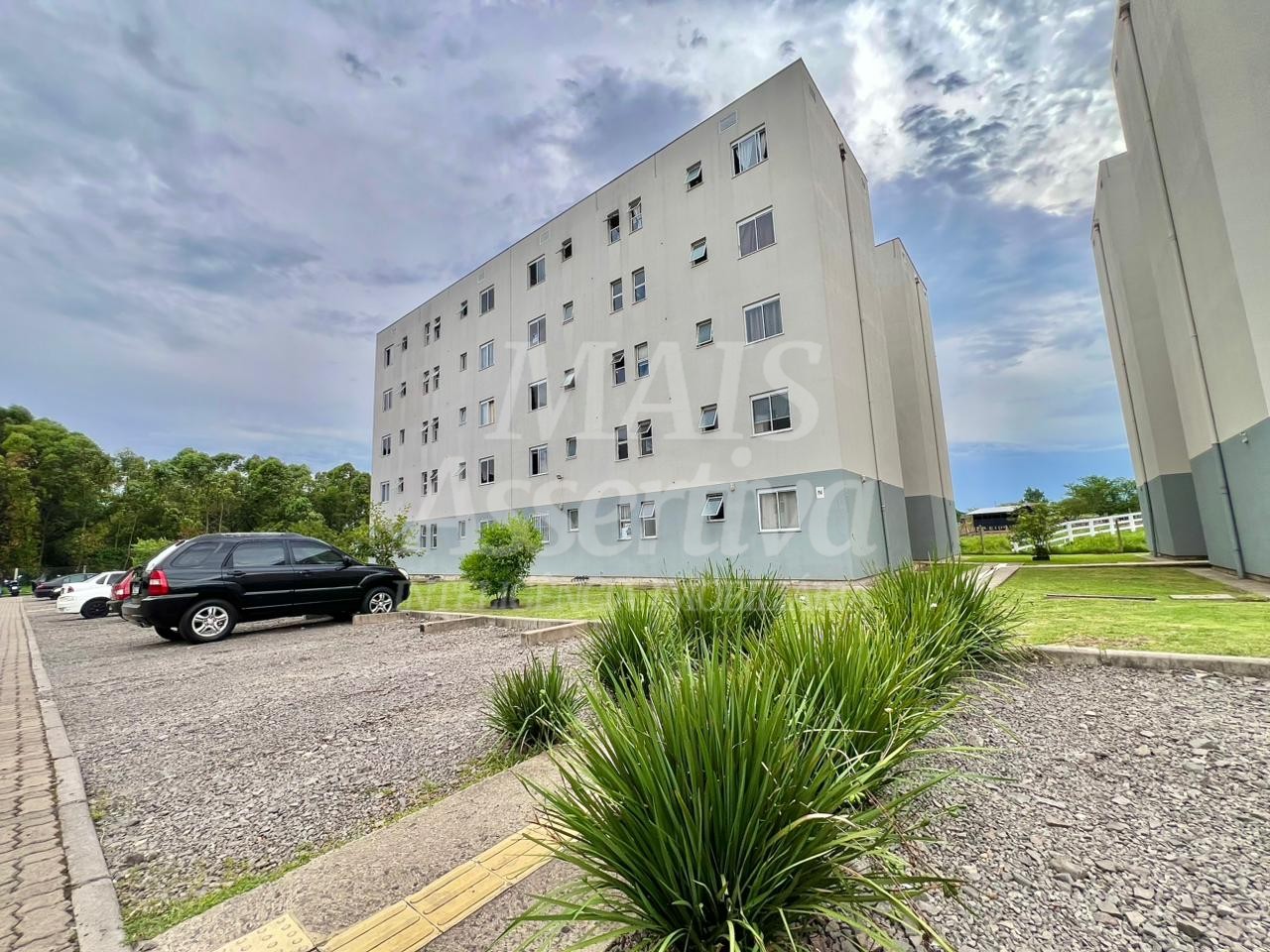 Apartamento semi mobiliado para venda - Residencial Salgado Filho 