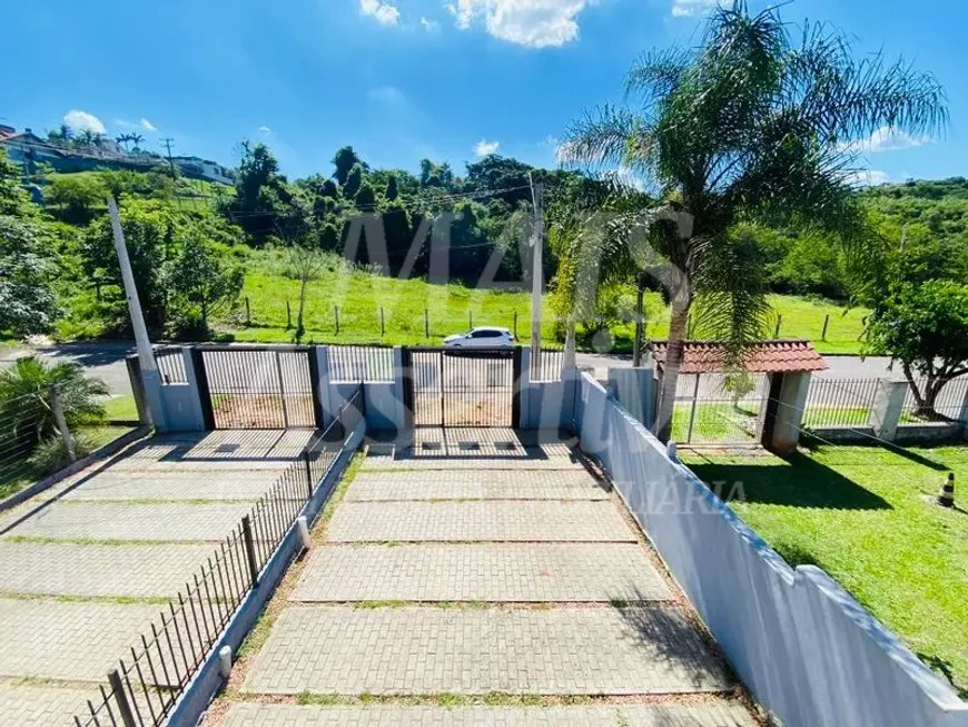 Apartamento de 3 dormitórios, 1 suite  para locação em Campo Bom