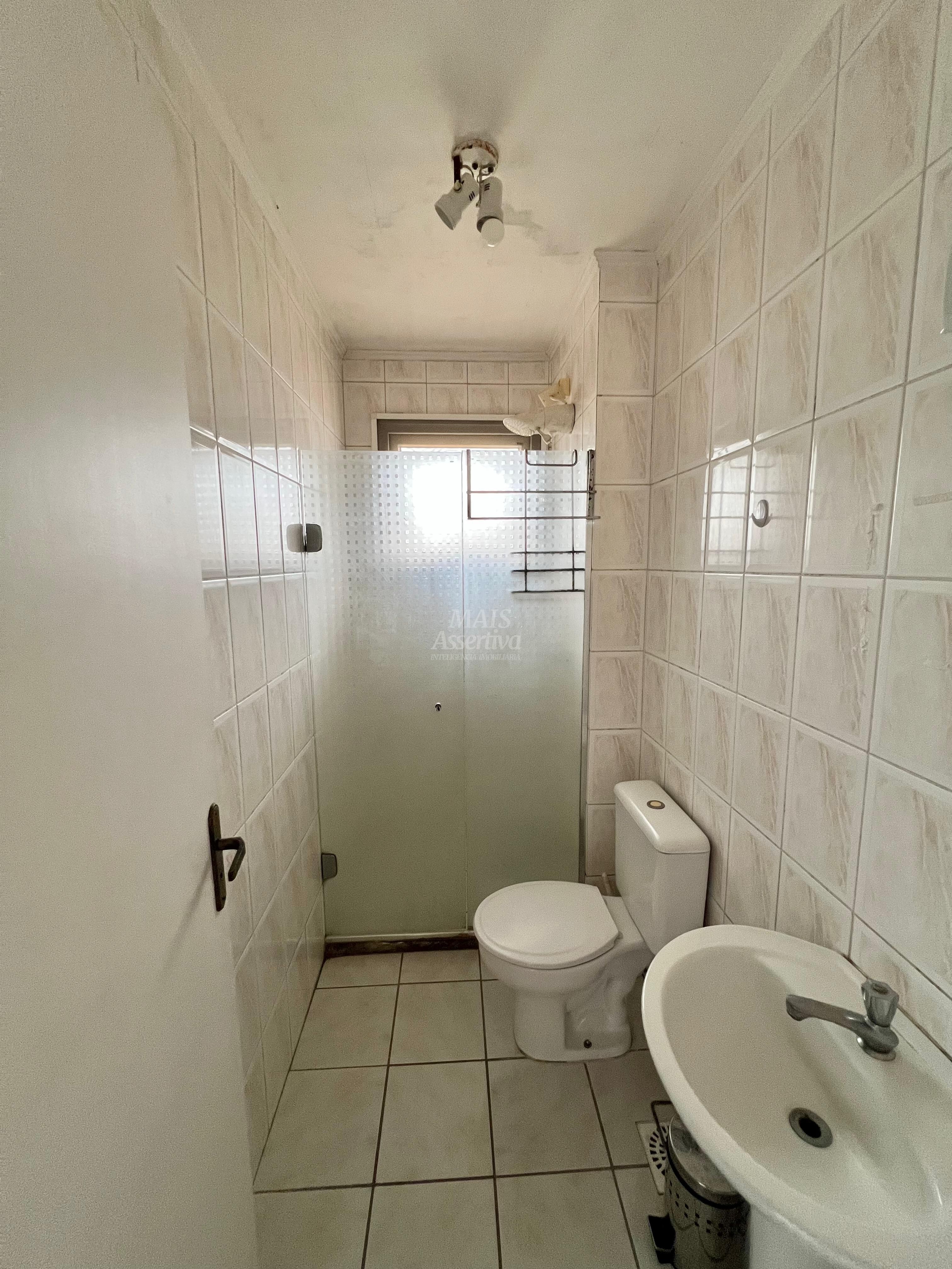 Apartamento semi mobiliado - Cond. Floresta Brasil,  Rondônia em Novo Hamburgo 