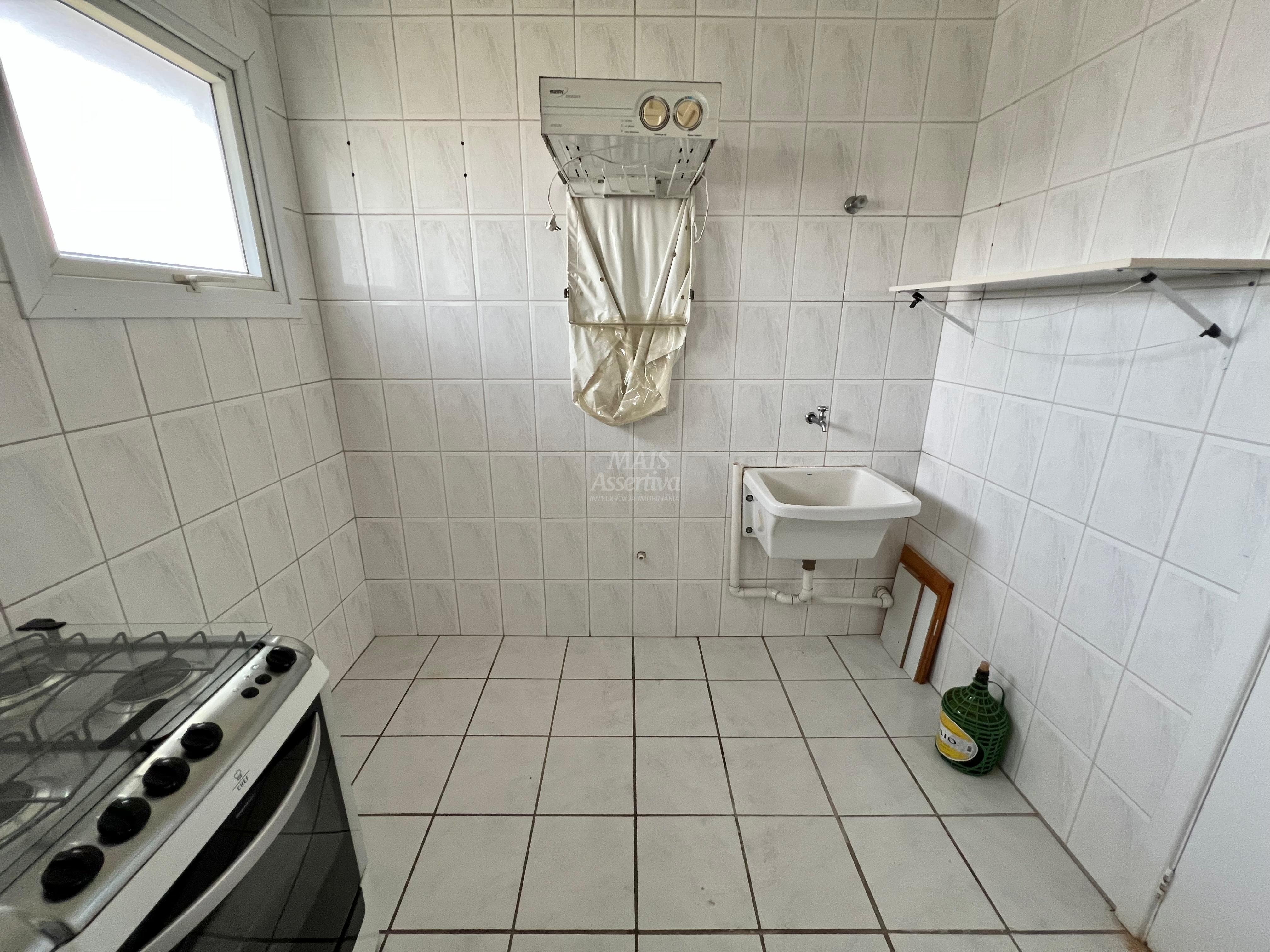 Apartamento semi mobiliado - Cond. Floresta Brasil,  Rondônia em Novo Hamburgo 