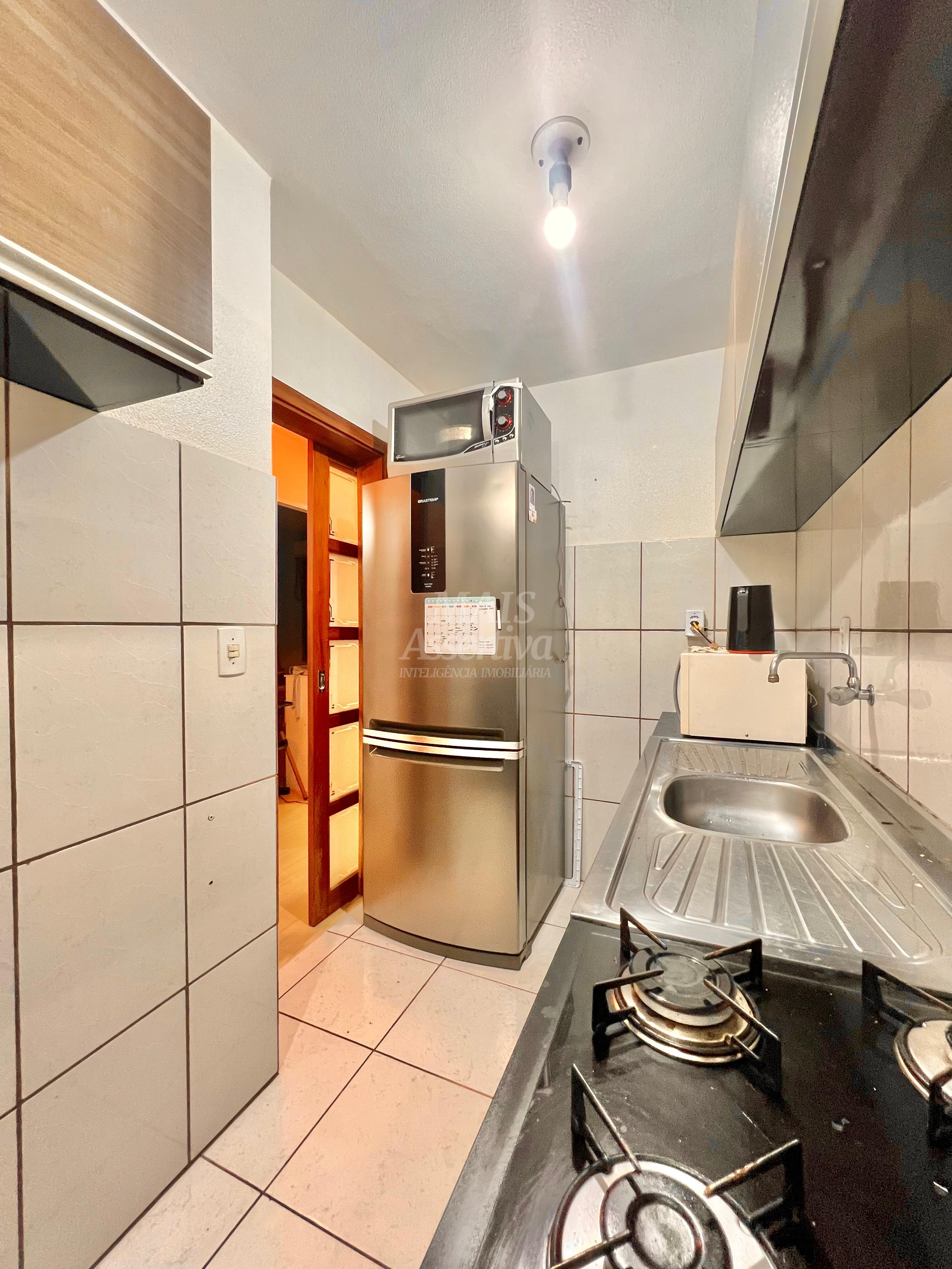 Apartamento semi mobiliado para venda - Vicente Kielling no 3º andar 