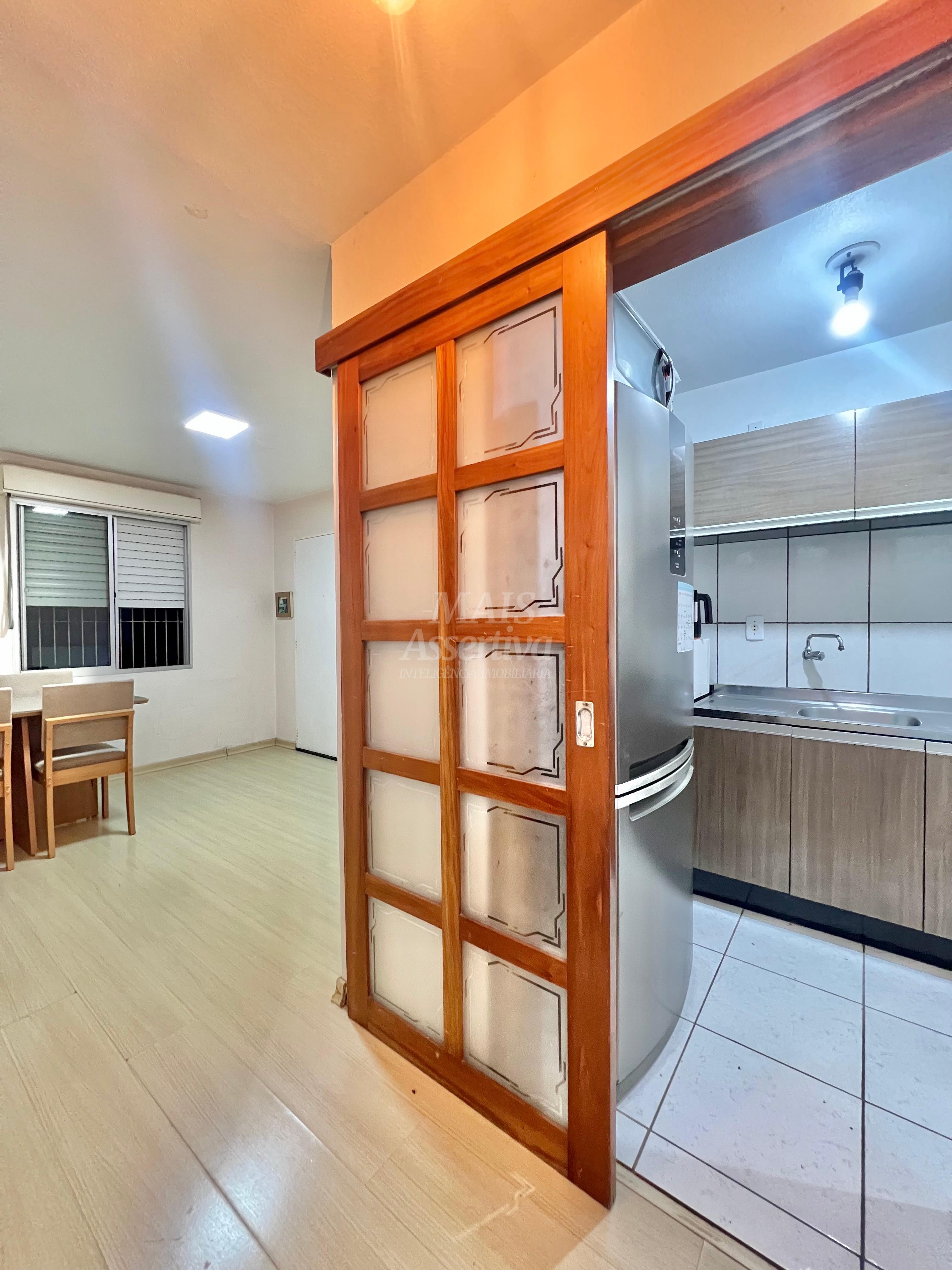 Apartamento semi mobiliado para locação - Vicente Kielling no 3º andar 