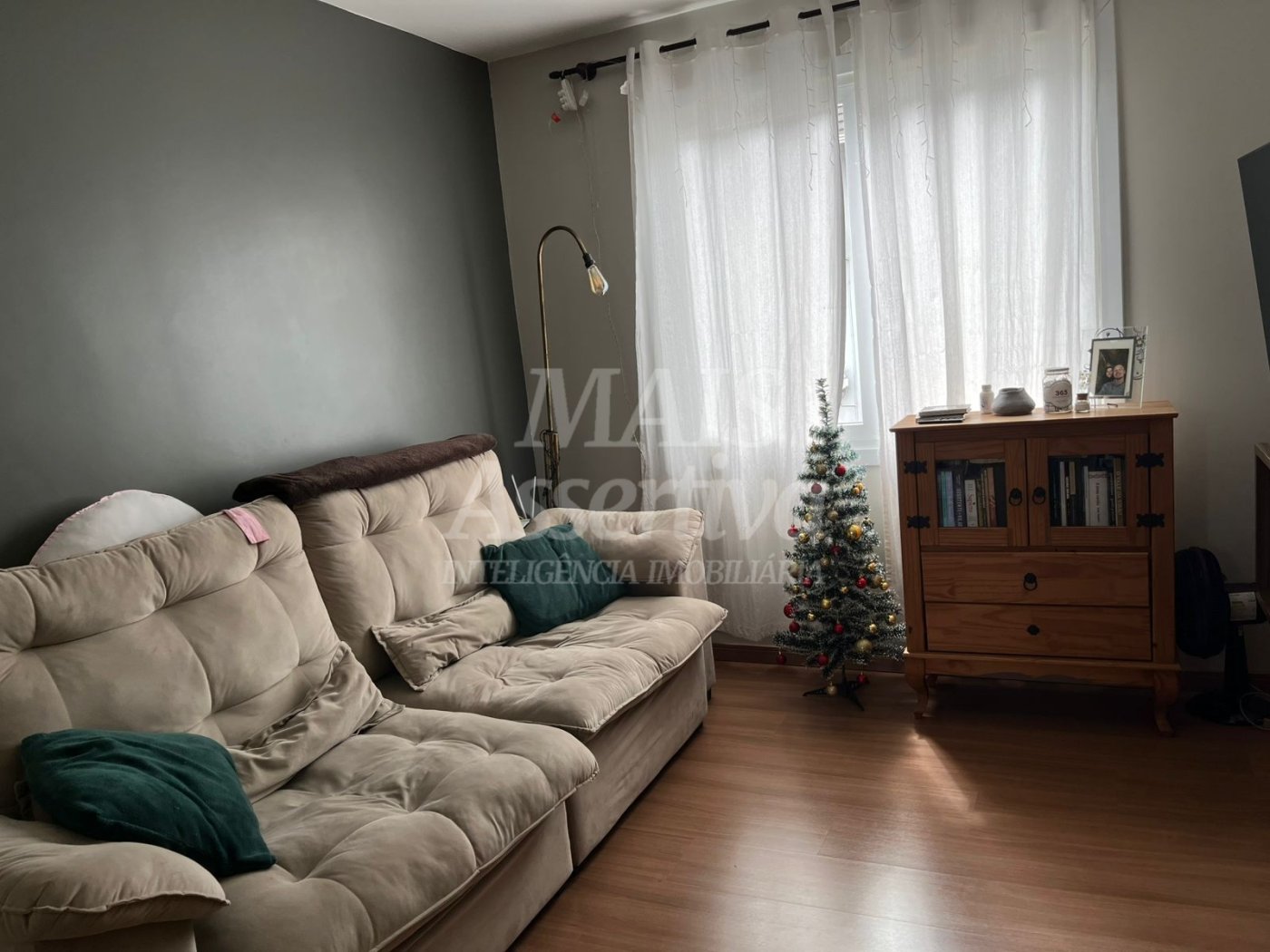 Apartamento semi mobiliado, 2 quartos para venda no bairro São Jorge, Novo Hamburgo/RS