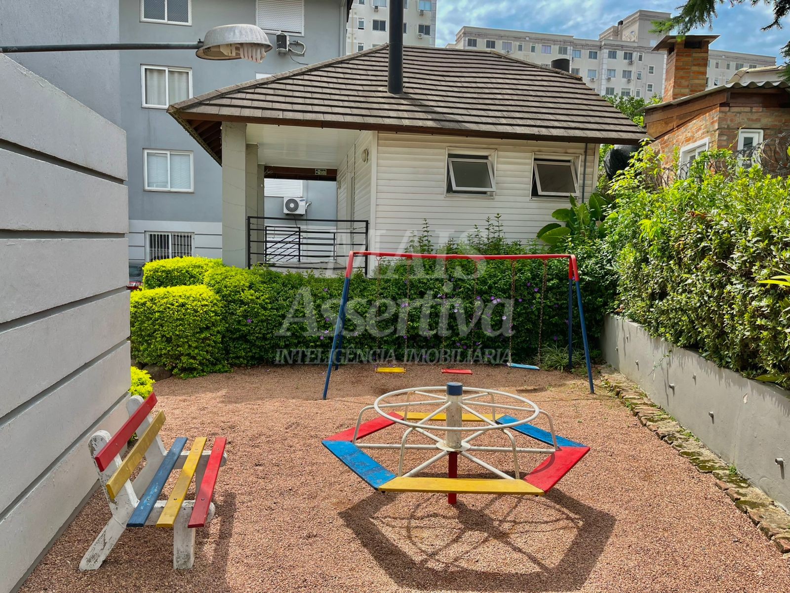 Apartamento semi mobiliado, 2 quartos para venda no bairro São Jorge, Novo Hamburgo/RS