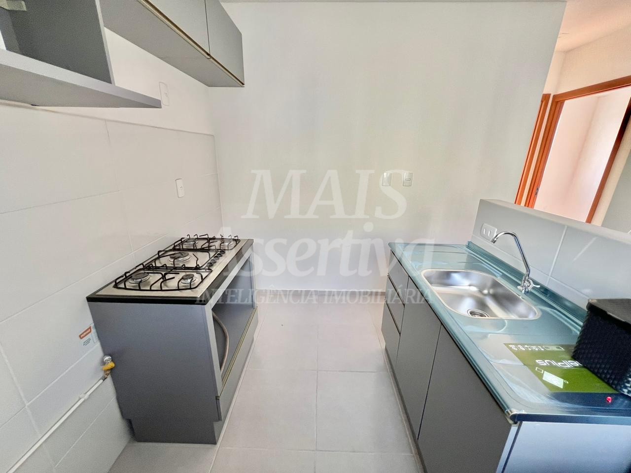 Apartamento semi mobiliado para locação, Porto Rotterdam - 5º andar 