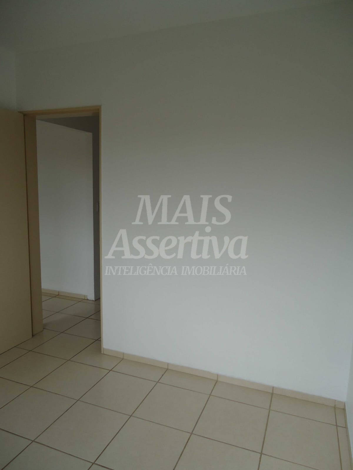 Apartamento para venda de 2 dormitórios no Vicente Kielling - 4º andar 