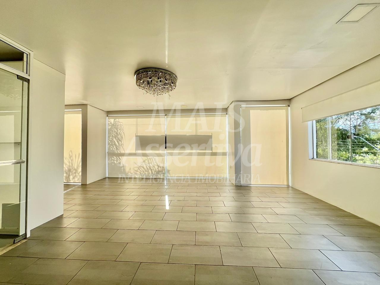 Prédio comercial para locação, bairro Ipiranga em Campo Bom/RS.