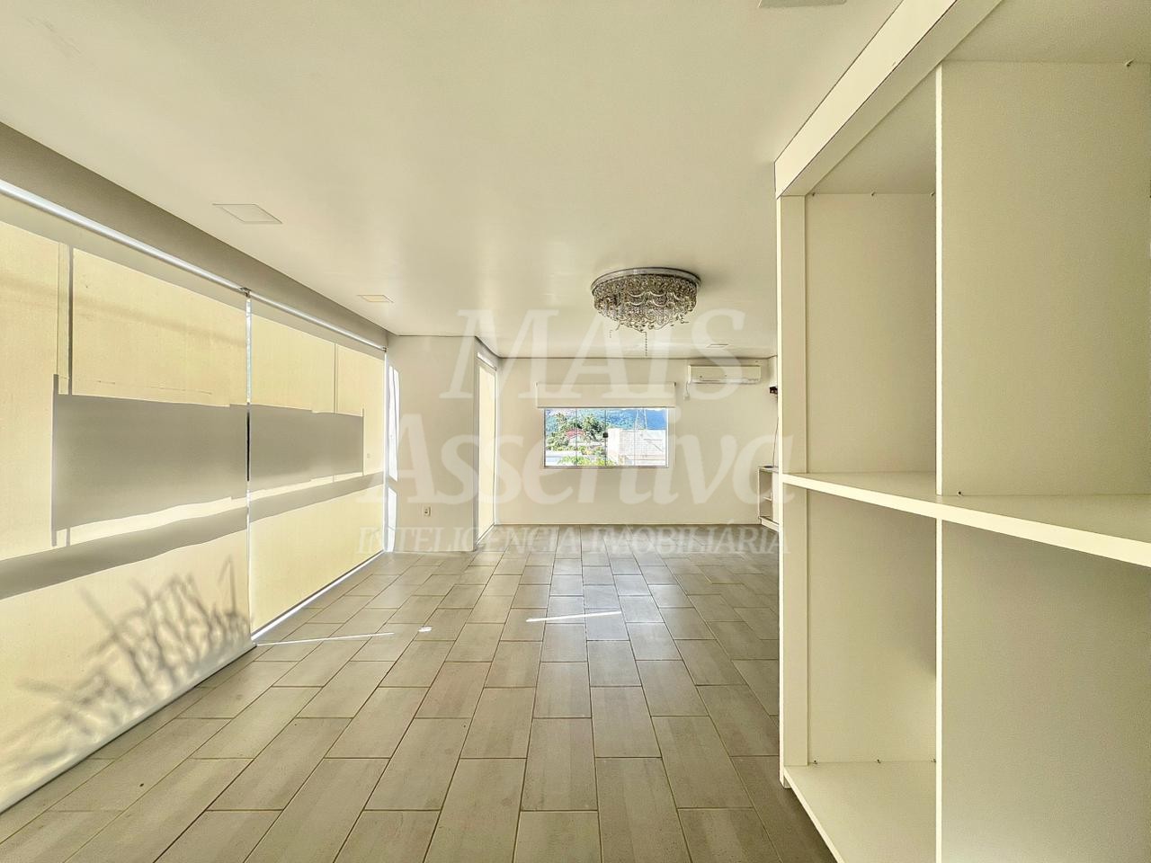 Prédio comercial para locação, bairro Ipiranga em Campo Bom/RS.