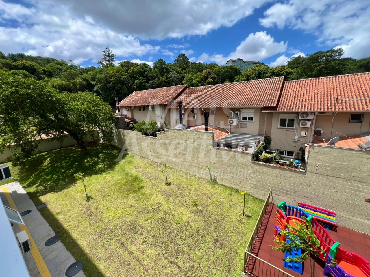 Apartamento para locação no 3º andar com sacada e churrasqueira, Porto Rotterdam