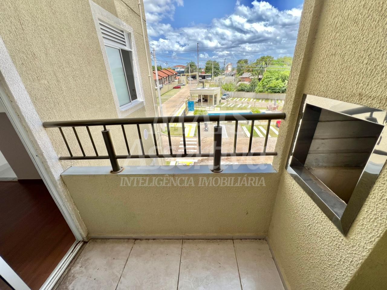 Apartamento para locação no 3º andar com sacada e churrasqueira, Porto Rotterdam