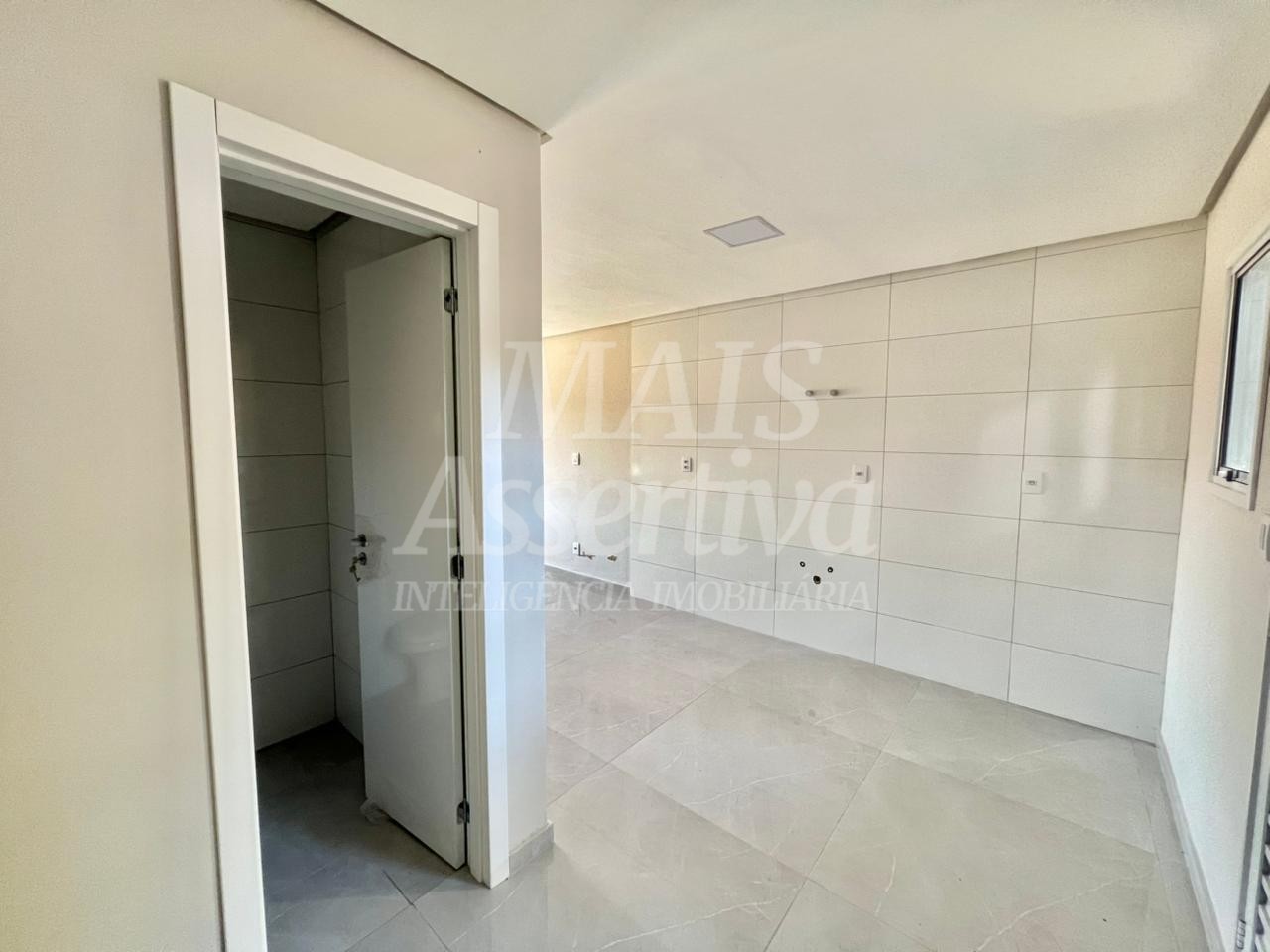 Sobrado para venda, bairro São Jorge em Novo Hamburgo 