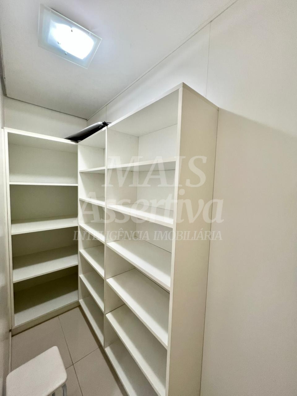 Apartamento mobiliado para locação - Residencial Weekend, 13º andar 