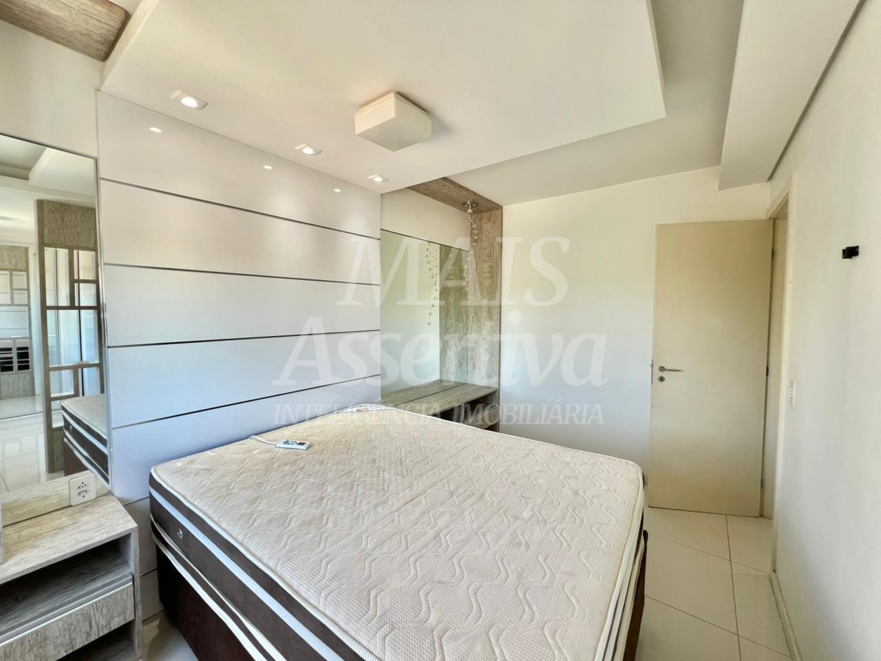 Apartamento mobiliado para locação - Residencial Weekend, 13º andar 