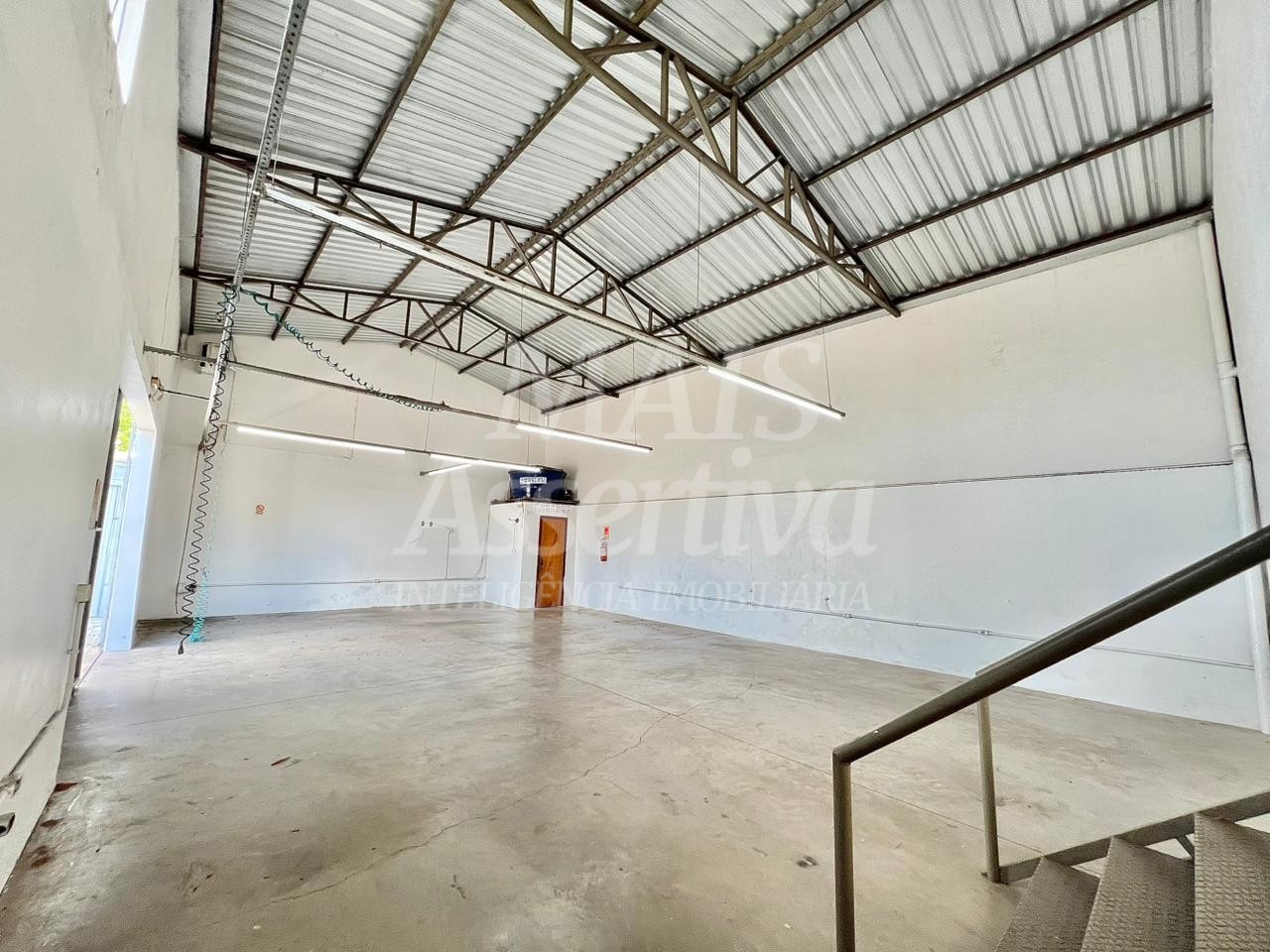 Prédio comercial +Casa Residencial para venda , bairro Ipiranga em Campo Bom/RS.