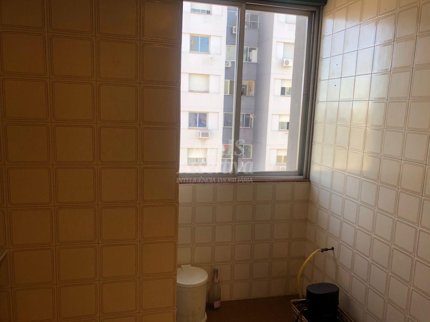 Apartamento semi-mobiliado para venda Dom Pedro II e - 9º andar