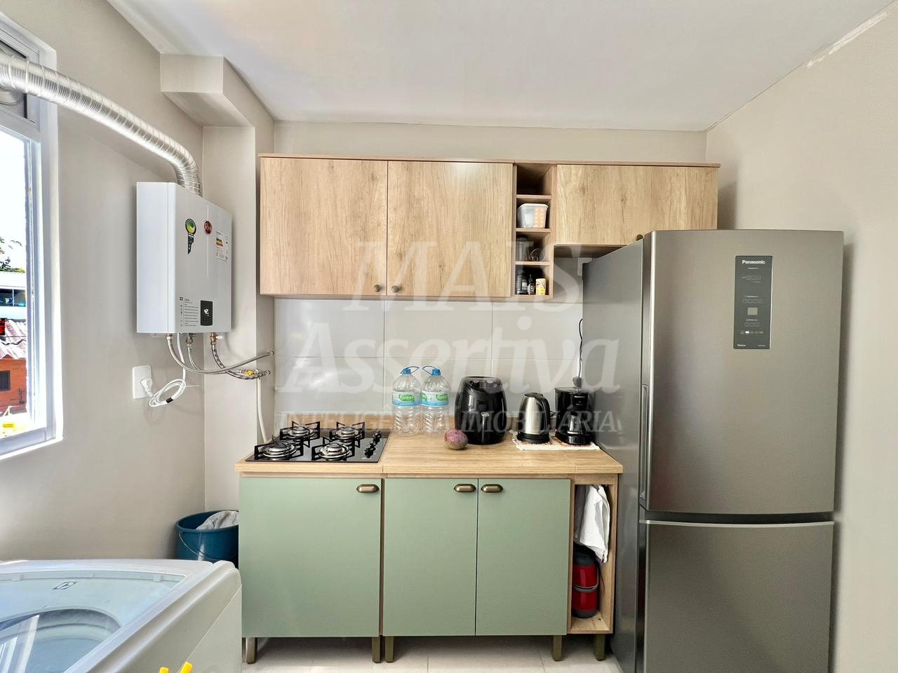 Apartamento para locação no 2º andar com sacada e churrasqueira, Porto Rotterdam