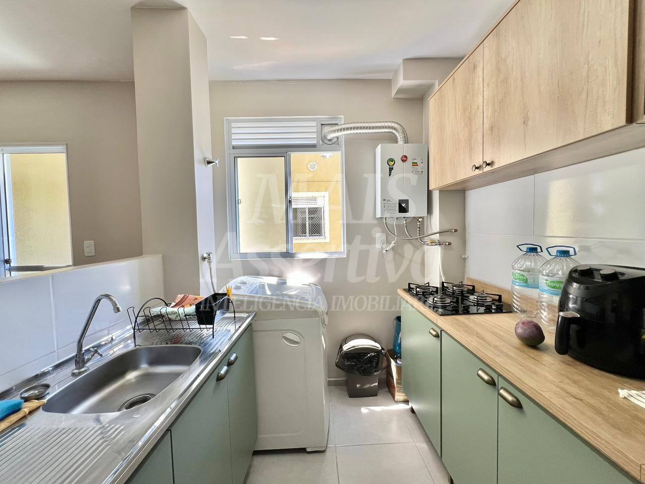 Apartamento para locação no 2º andar com sacada e churrasqueira, Porto Rotterdam