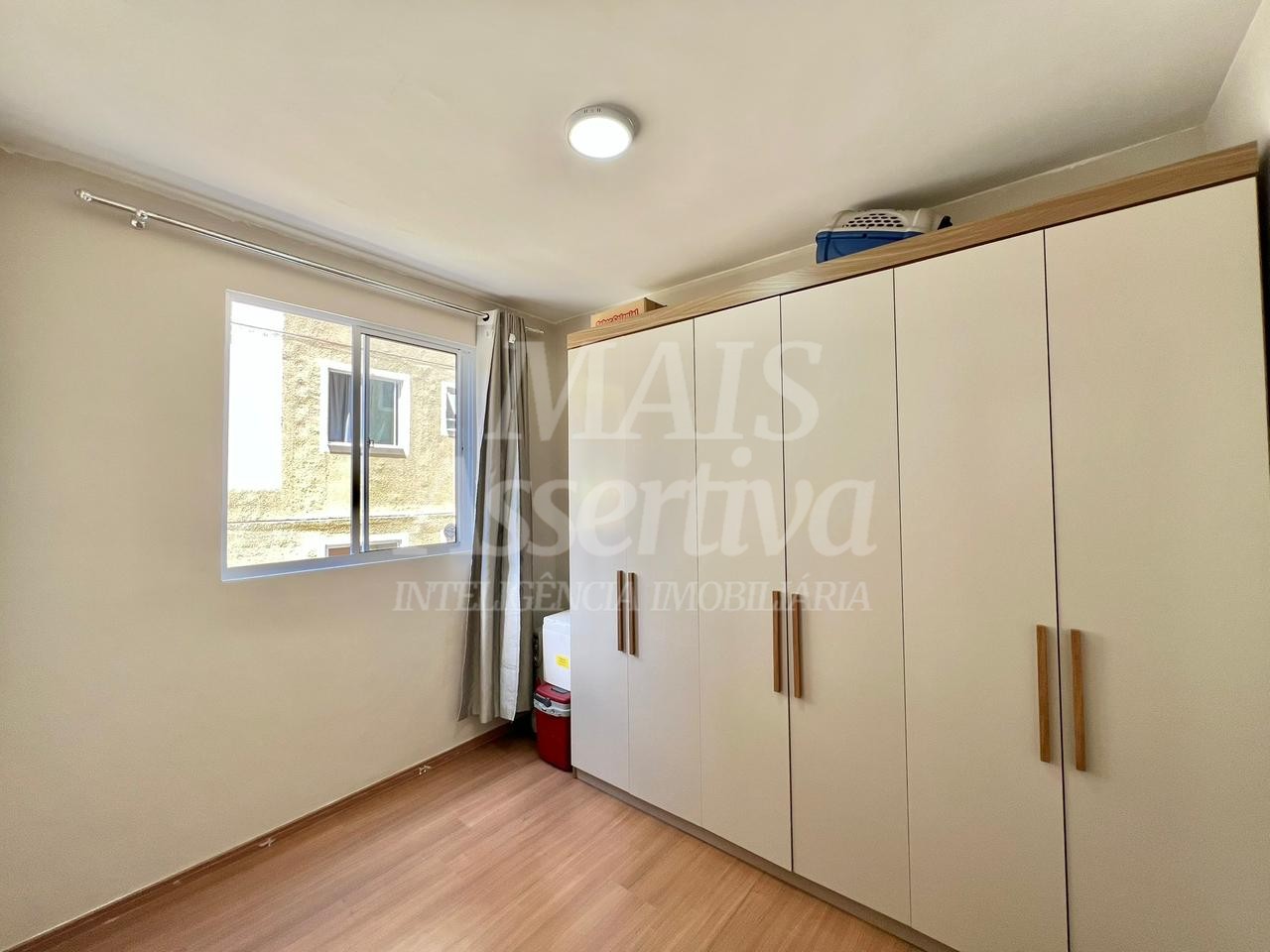 Apartamento para locação no 2º andar com sacada e churrasqueira, Porto Rotterdam