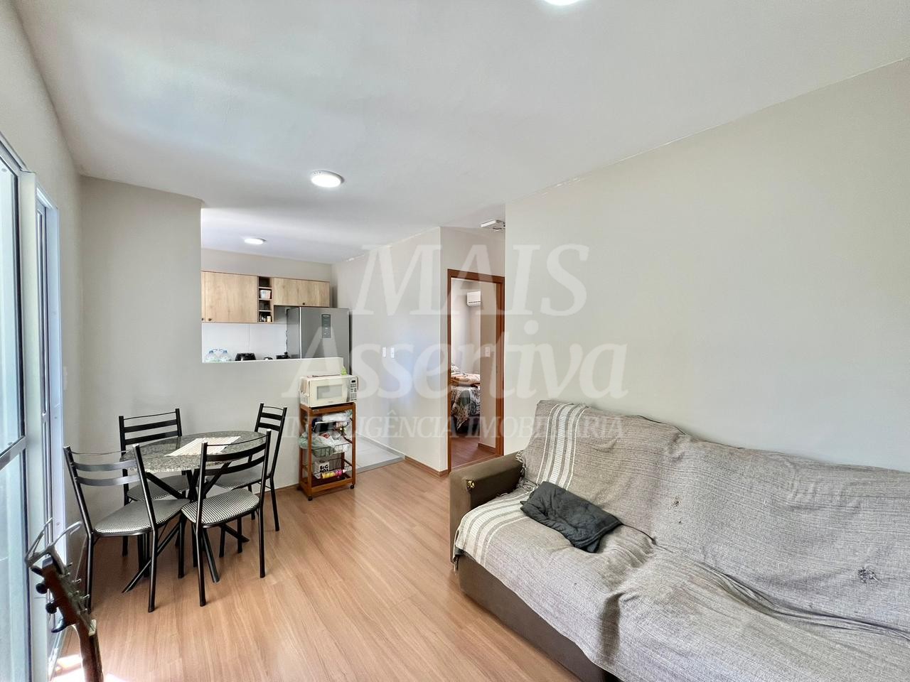 Apartamento para locação no 2º andar com sacada e churrasqueira, Porto Rotterdam