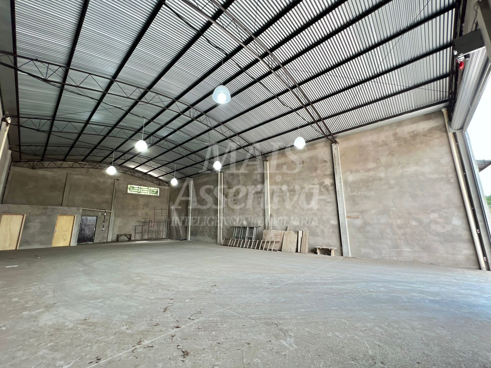 Imóvel Comercial para Locação no bairro Rondônia em Novo Hamburgo