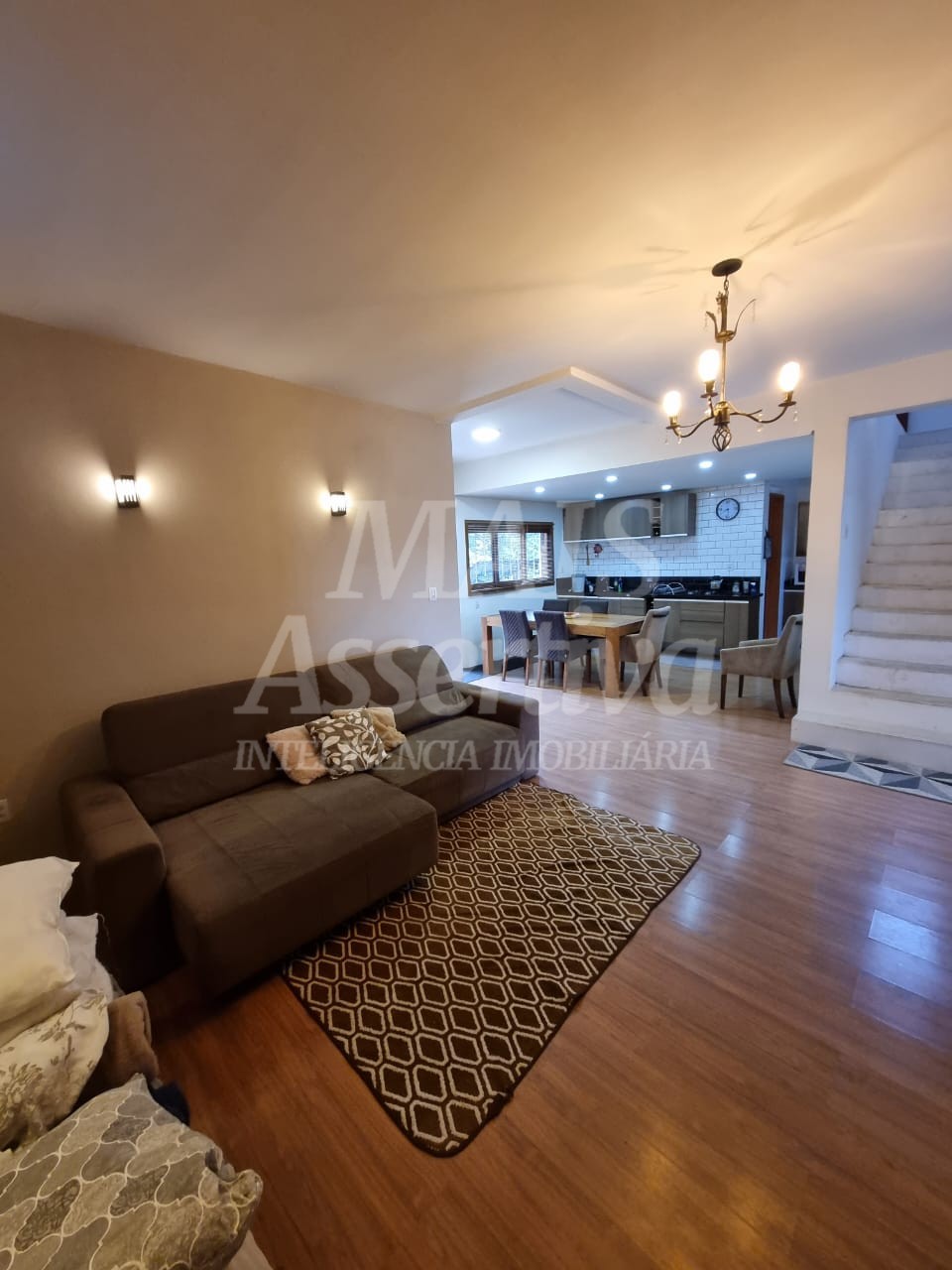 Casa de Alvenaria três pisos à venda, localizada no bairro Firenze/ Campo Bom.