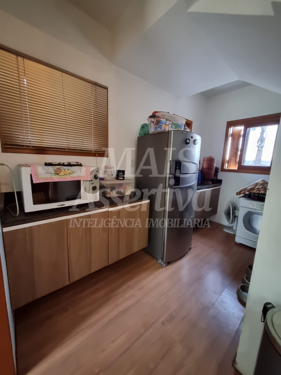 Casa de Alvenaria três pisos à venda, localizada no bairro Firenze/ Campo Bom.