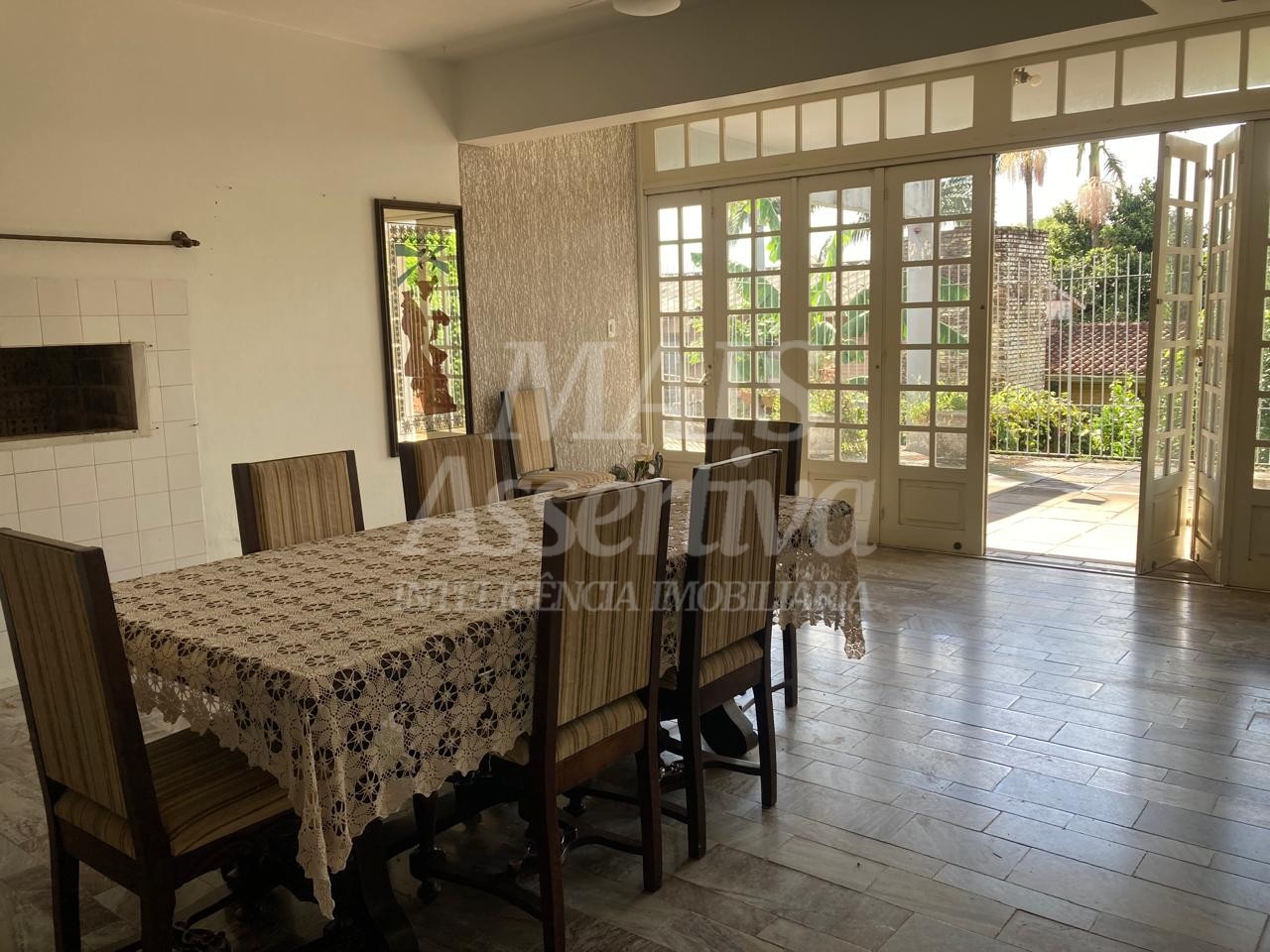 Casa com 03 dormitórios para venda no bairro Primavera