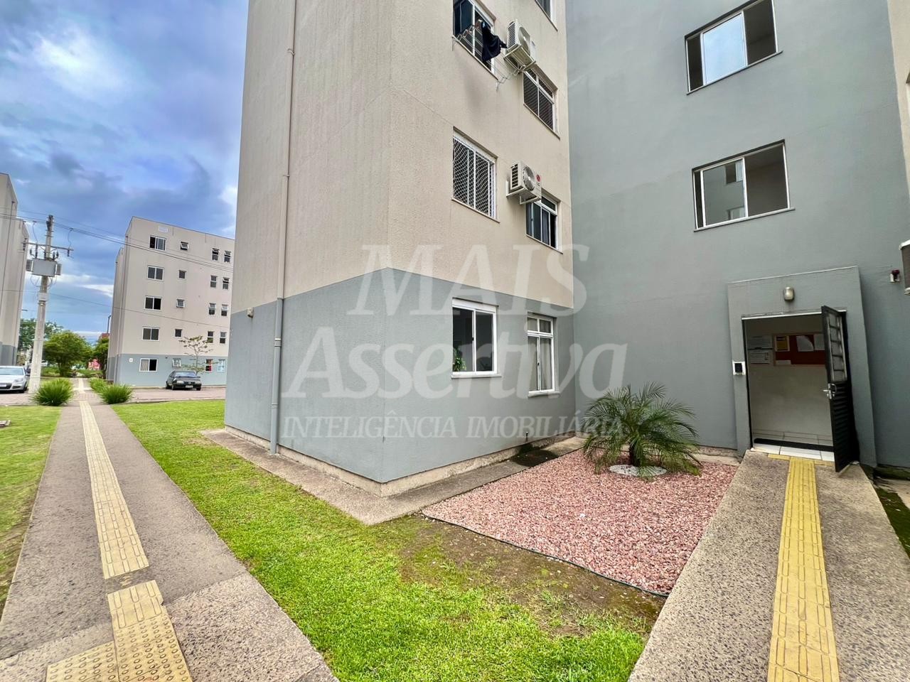 Apartamento semi mobiliado para locação - Residencial Salgado Filho 