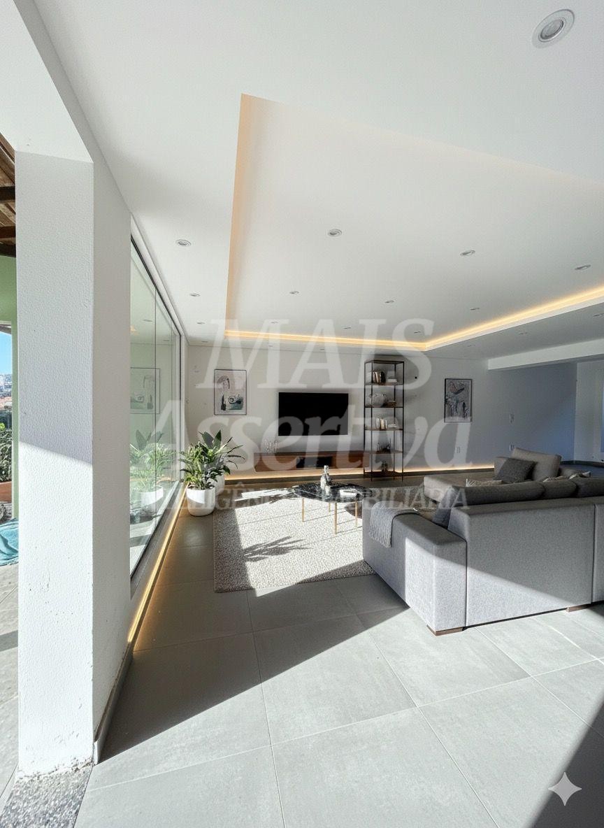 Amplo sobrado para venda  em Dois Irmãos bairro Travessão