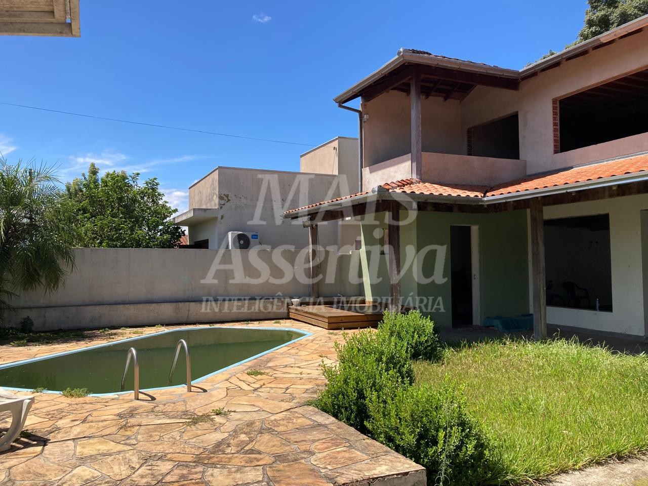 Amplo sobrado para venda  em Dois Irmãos bairro Travessão