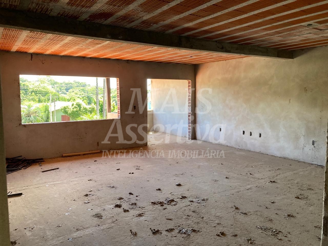 Amplo sobrado para venda  em Dois Irmãos bairro Travessão