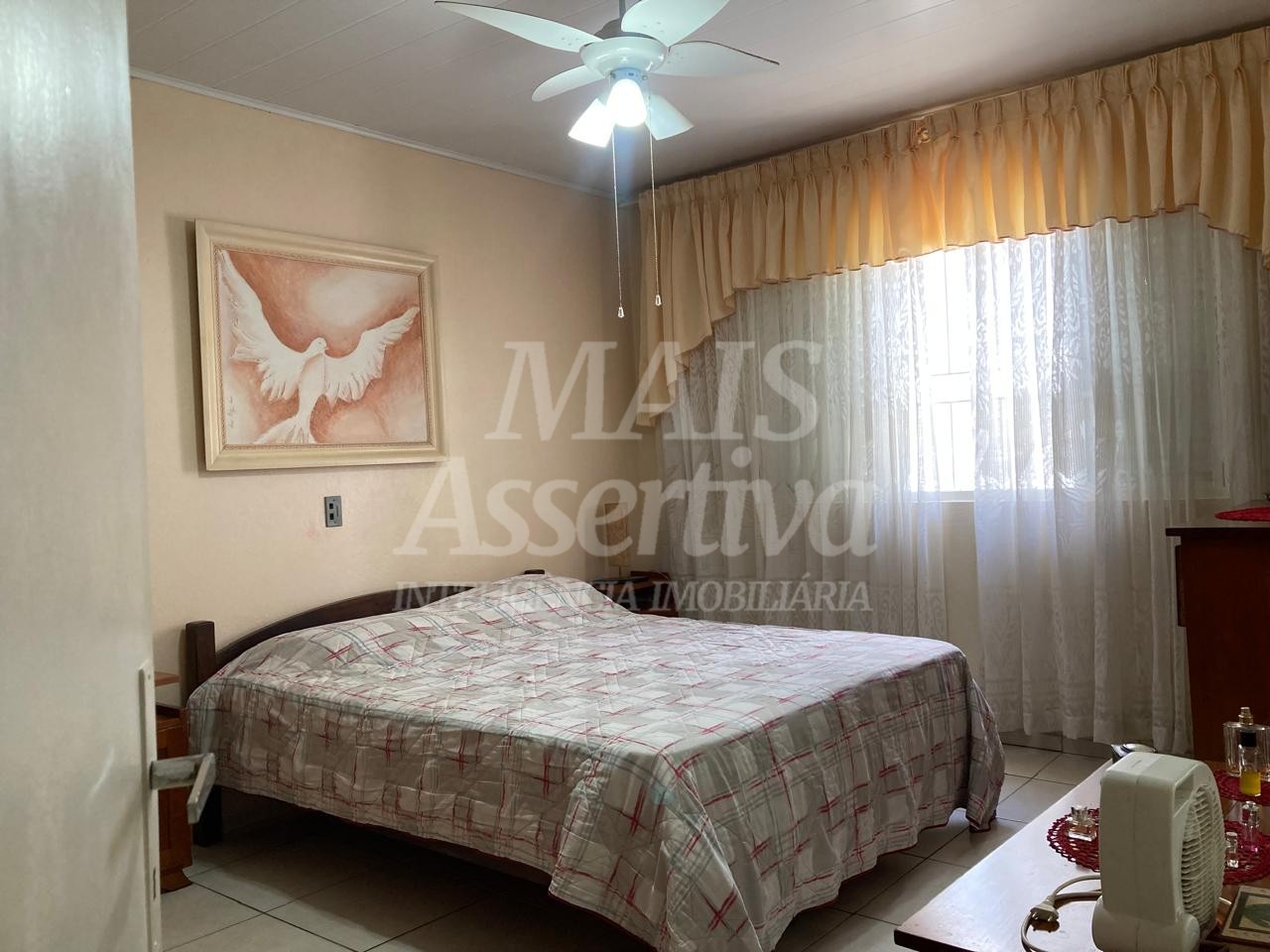 Casa mobiliada com 05 dormitórios para locação no bairro Guarani Novo Hamburgo