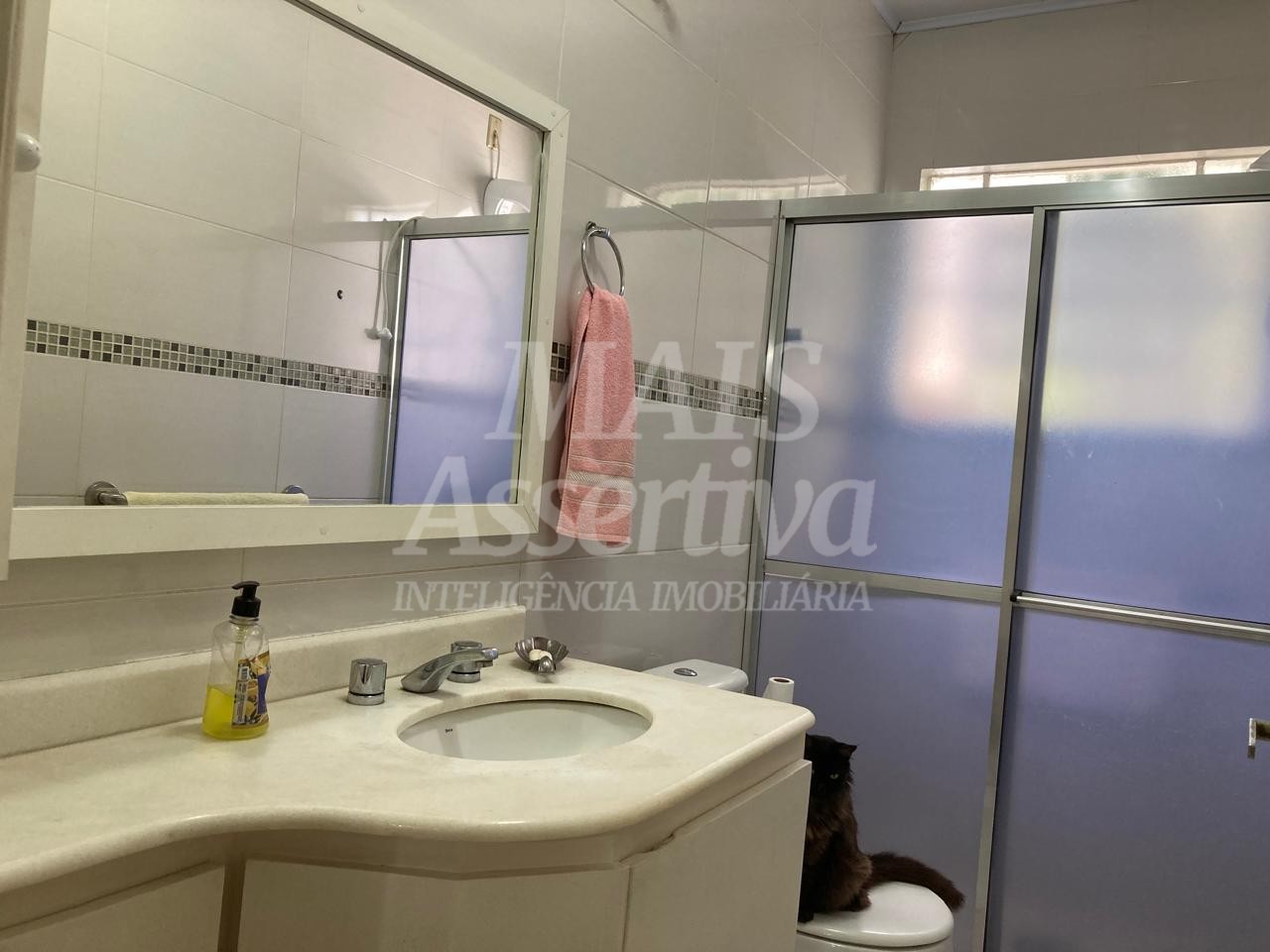 Casa mobiliada com 05 dormitórios para locação no bairro Guarani Novo Hamburgo