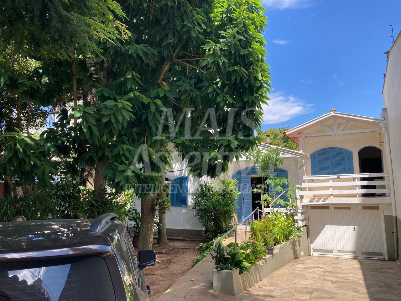 Casa mobiliada com 05 dormitórios para locação no bairro Guarani Novo Hamburgo