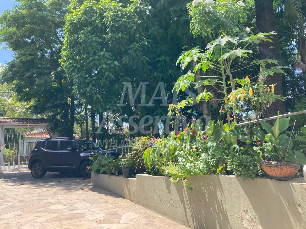 Casa mobiliada com 05 dormitórios para locação no bairro Guarani Novo Hamburgo