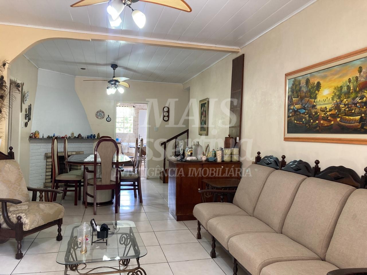 Casa mobiliada com 05 dormitórios para locação no bairro Guarani Novo Hamburgo