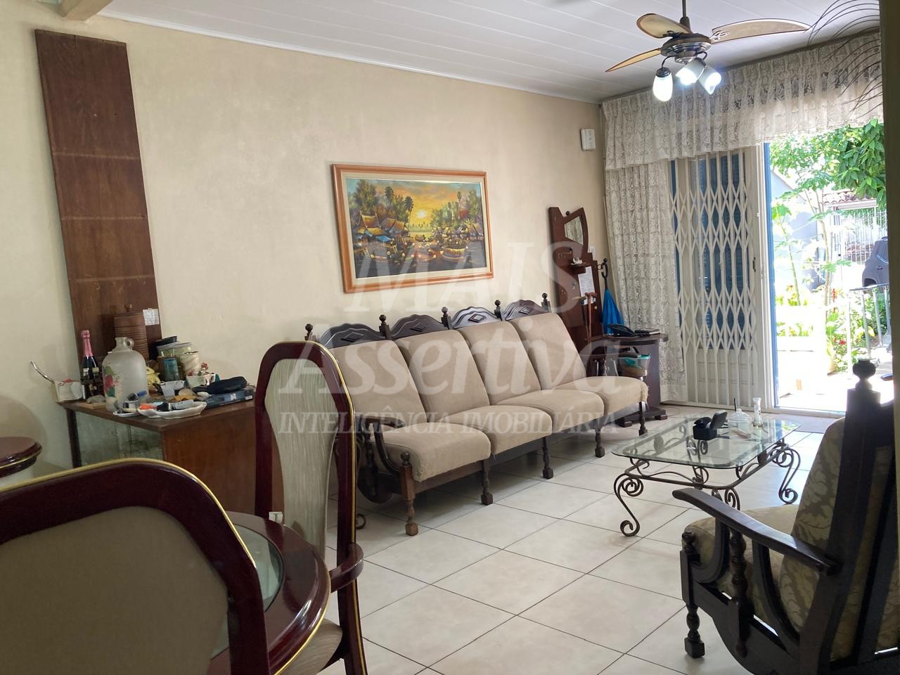 Casa mobiliada com 05 dormitórios para locação no bairro Guarani Novo Hamburgo