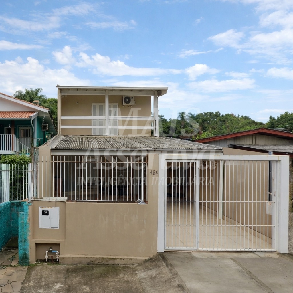 Sobrado 2 quartos para Venda no bairro Jardim Mauá em Novo Hamburgo